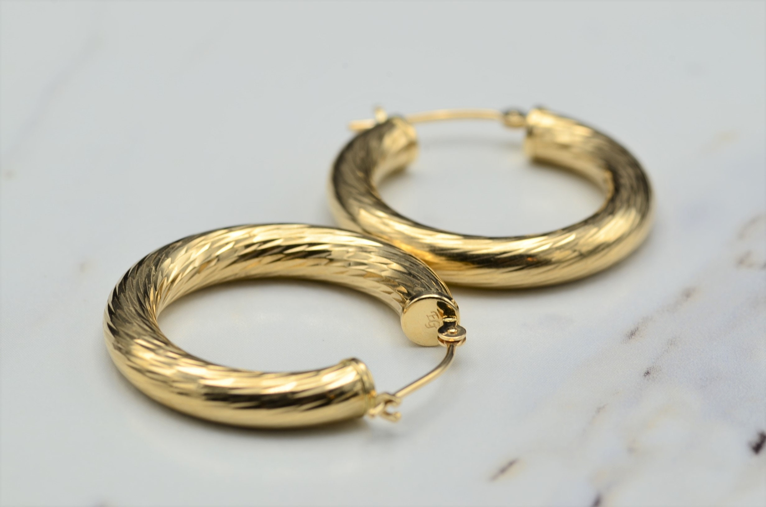 The Benicias: Classic Ladies 14 Karat Yellow Gold Hoops - Image 3