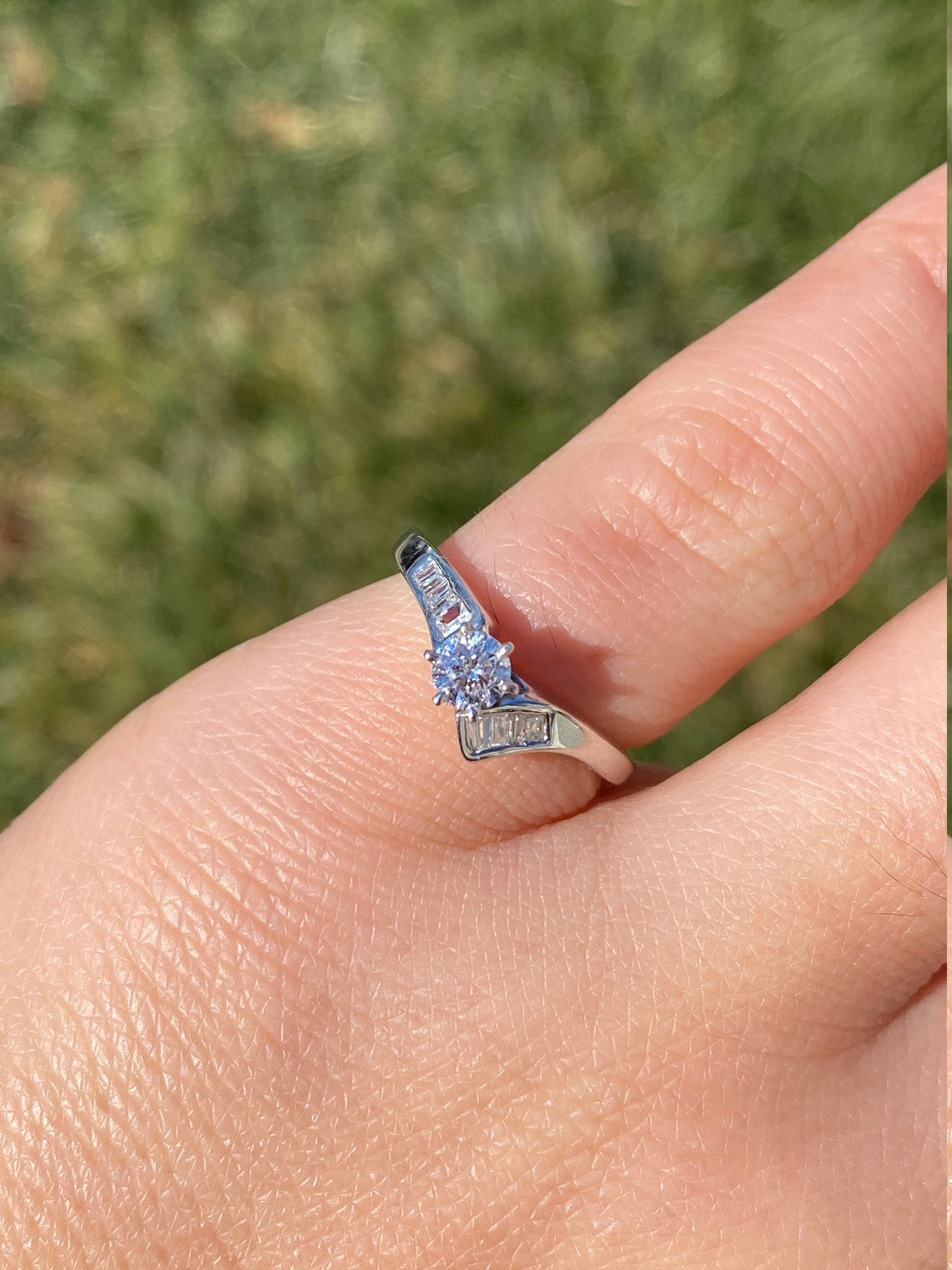The Bibiana: Ladies Vintage Diamond Engagement Ring in 14K Gold - Image 7
