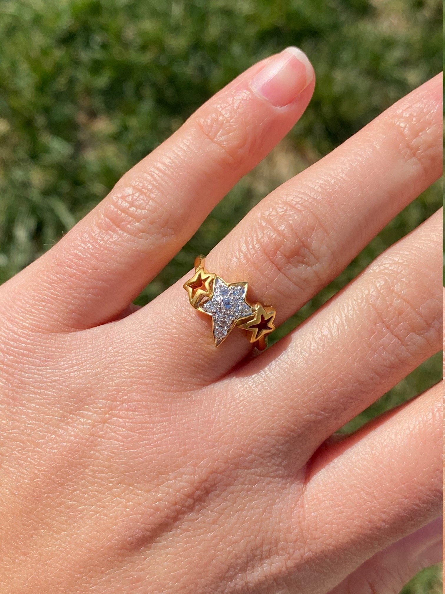 SOLD - The Helia: Ladies 18K Contemporary Shooting Star Ring set with Diamonds - Image 6