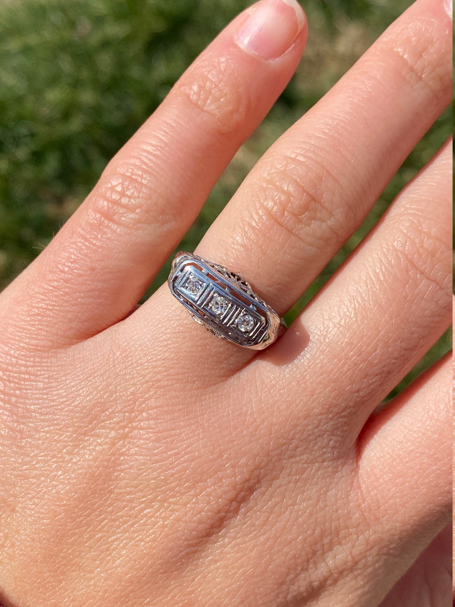 The Kalare: Antique Ladies Three Diamond Ring in 14K White Gold - Image 8