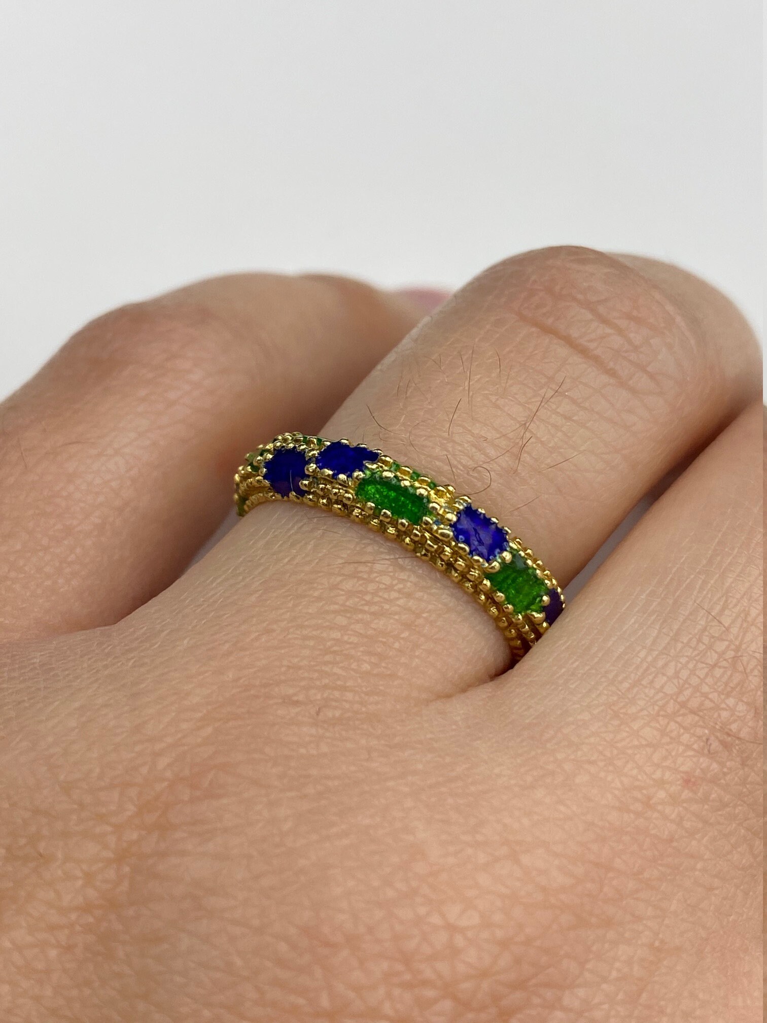SOLD - The Maida: Ladies Signed Cartier Enamel Eternity Band in 18K Gold - Image 4