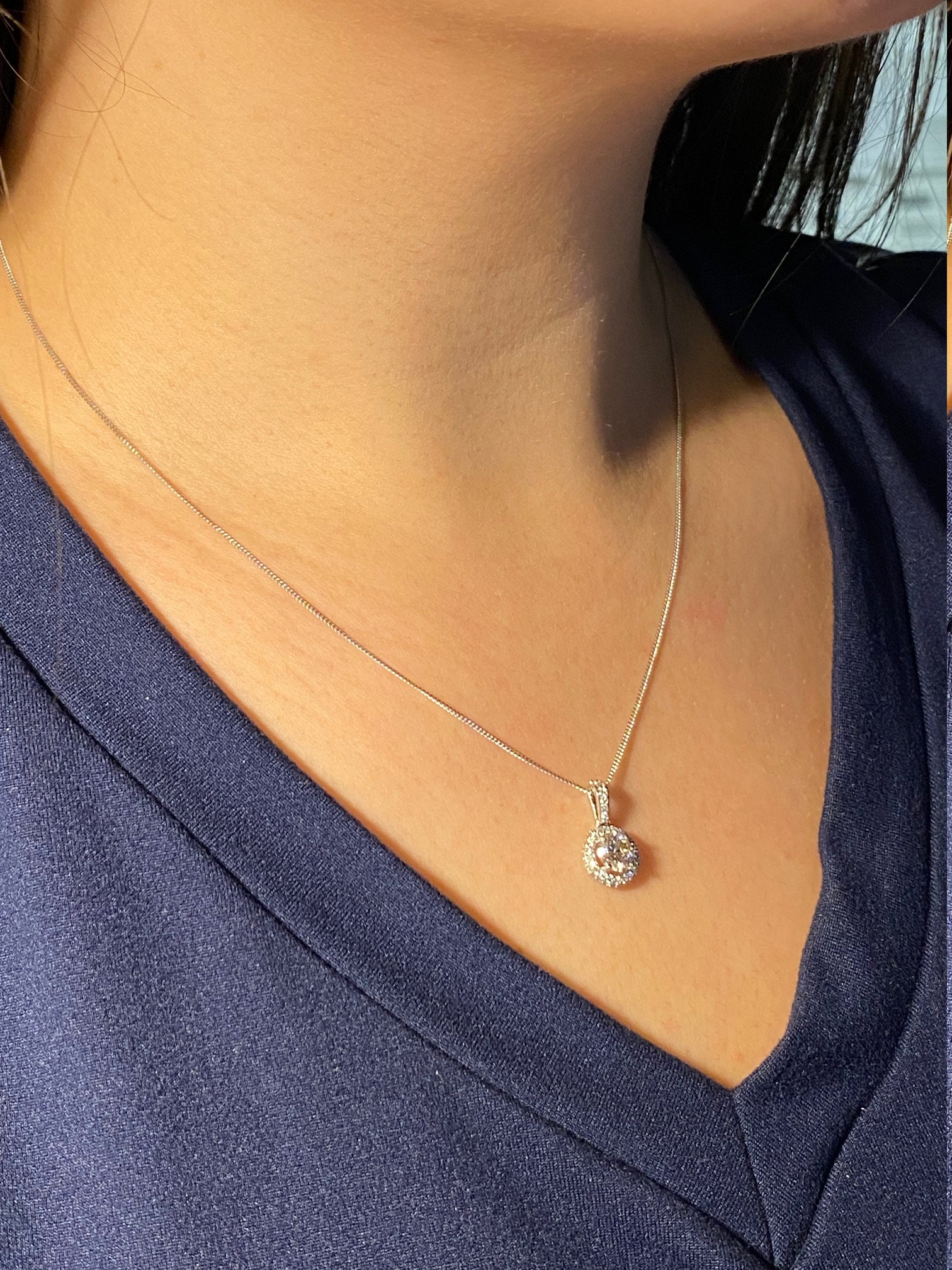 The Giada: Ladies Contemporary Diamond Halo Necklace in 14K - Image 4