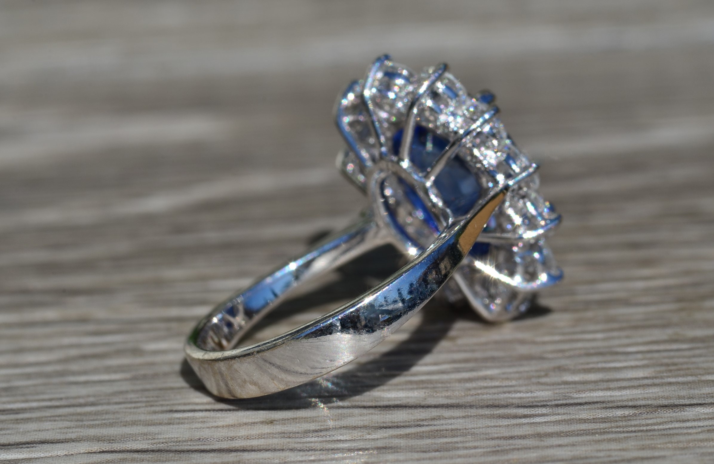The Cottrell Street: Ladies Signed 18K White Gold Ring set with 4.86 CT Sapphire and Diamond Halo - Image 4