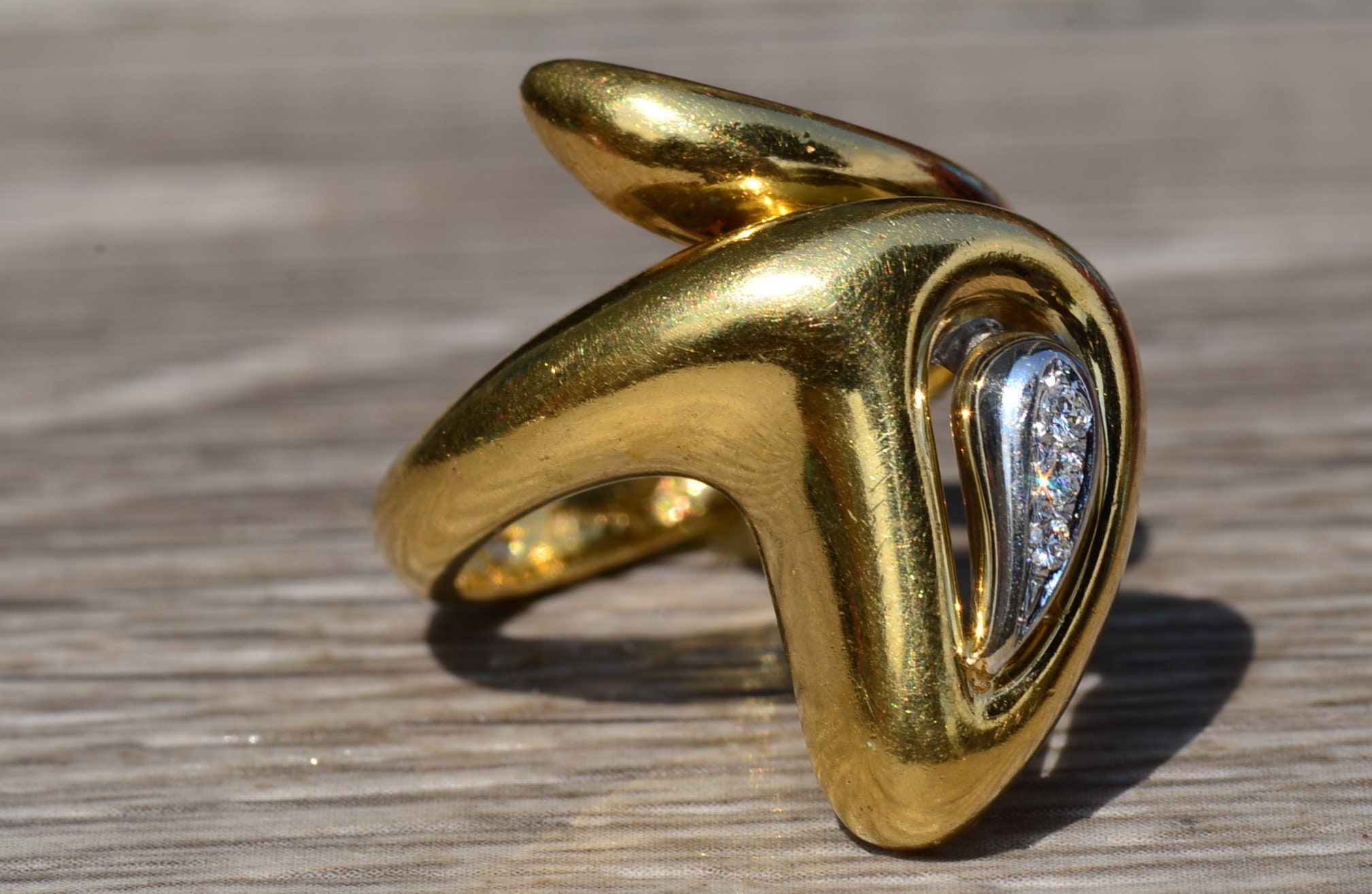 The Odette: Ladies 18K Gold Italian Snake Style Ring set with Diamonds - Image 5