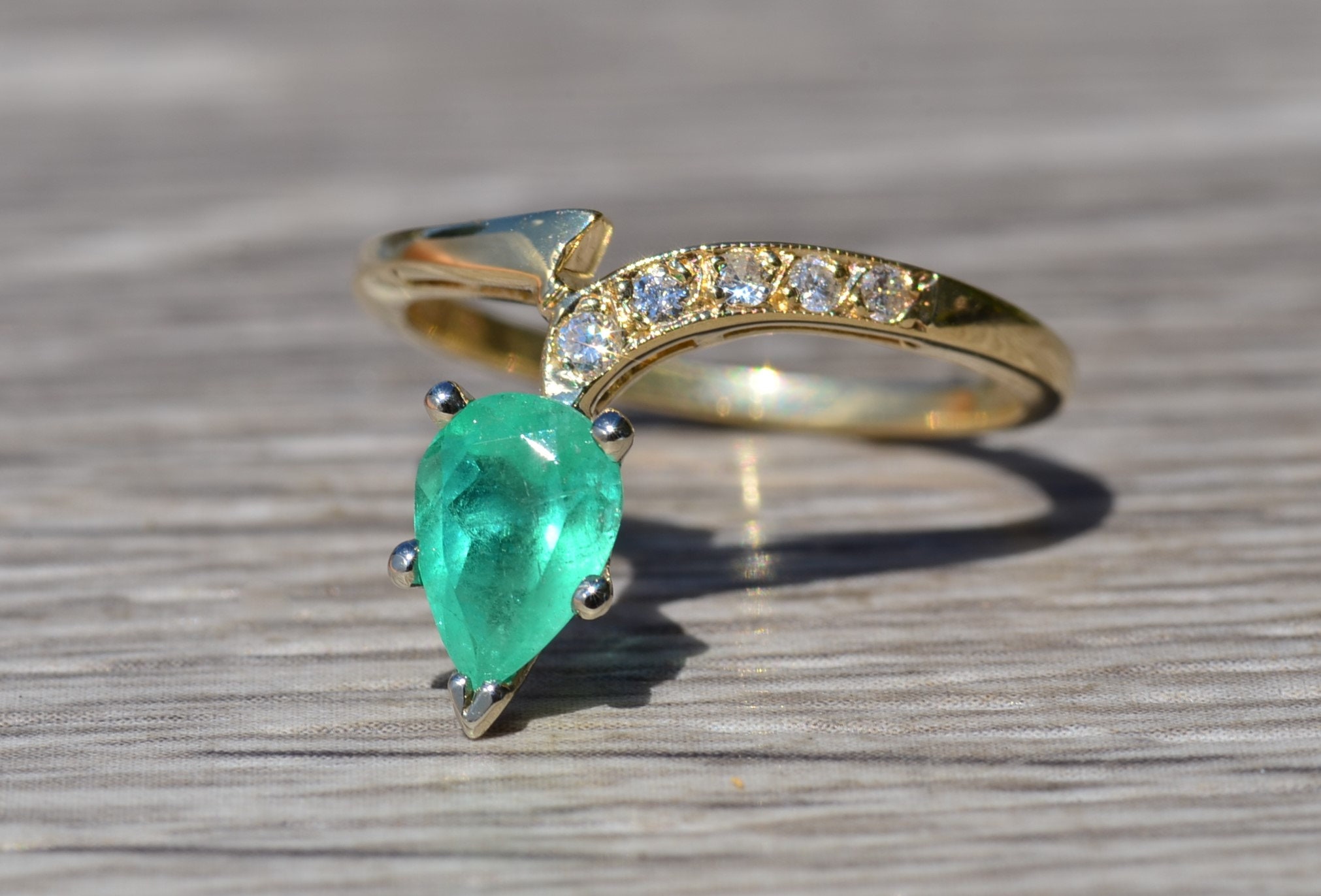 SOLD - The Bexley: Ladies Vintage 14K Colombian Emerald and Diamond Ring - Image 2