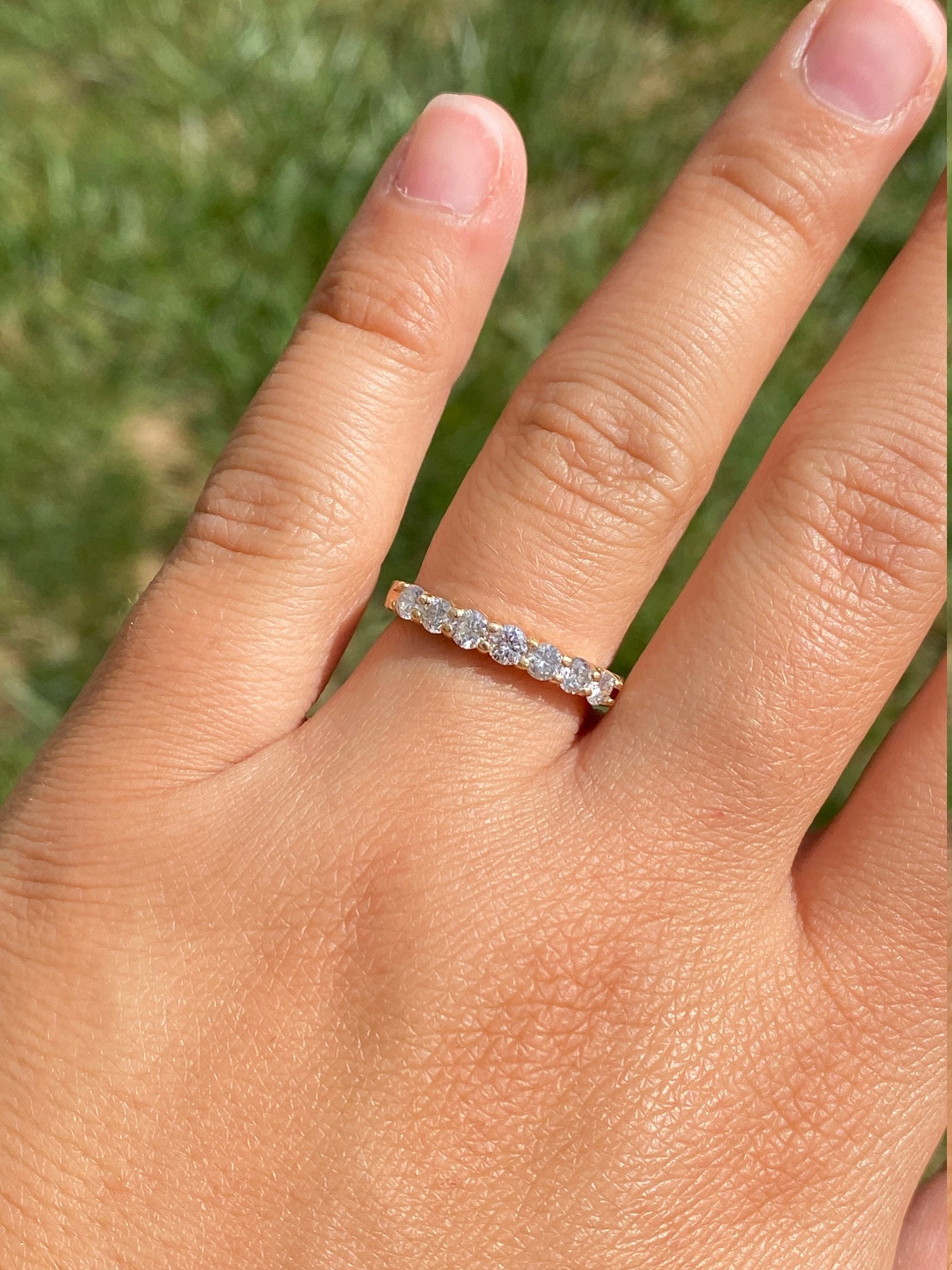The Amaya: Ladies 14K Gold Shared Prong Diamond Band set with 0.70 CTW - Image 7