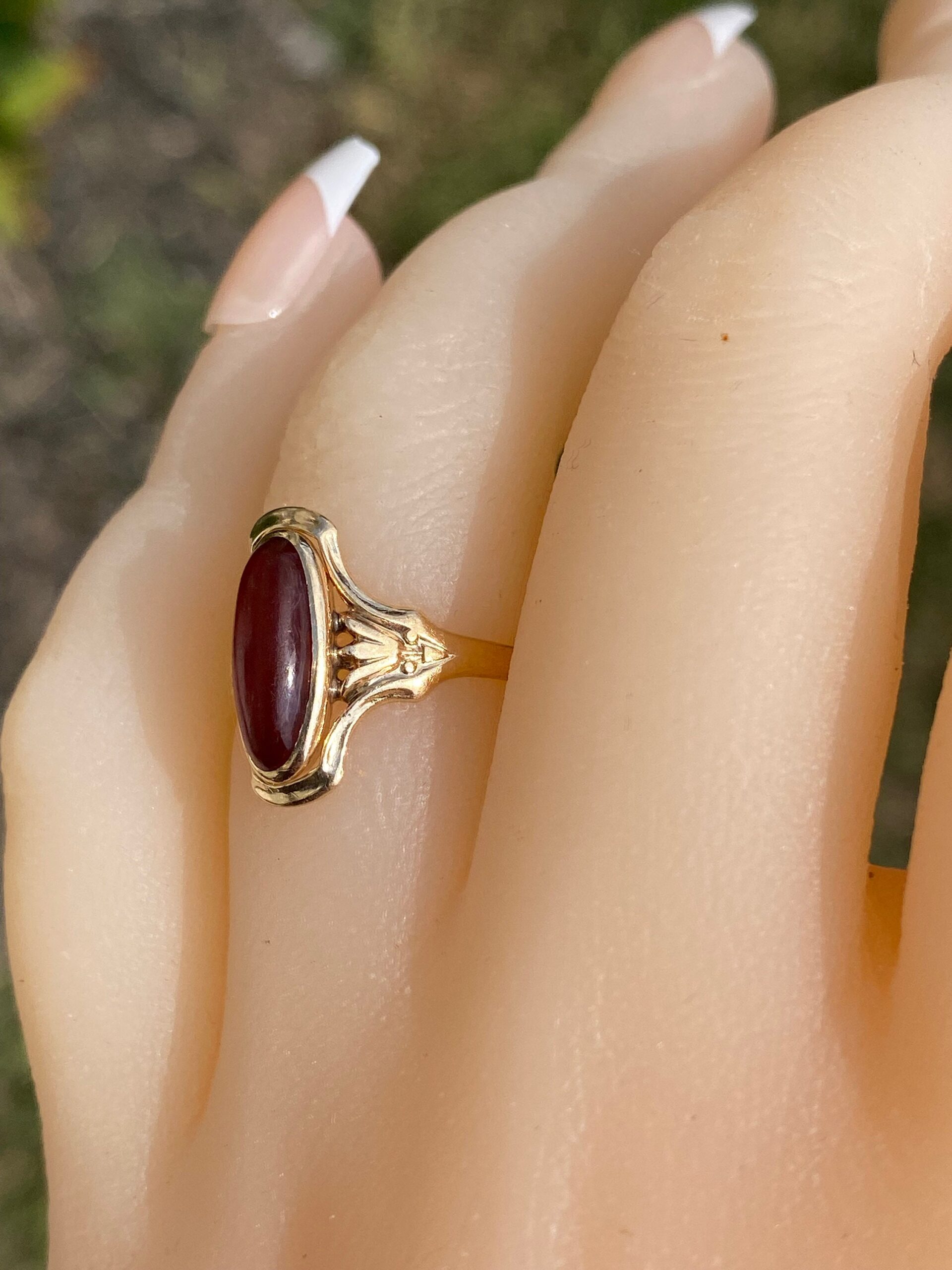 The Pomona: Antique Art Nouveau Ring set with Carnelian - Image 11