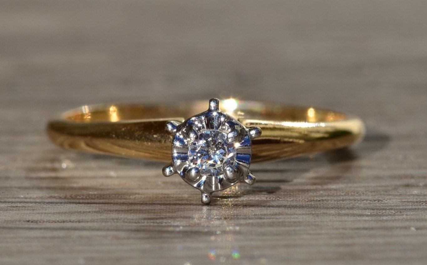The Galewood: Ladies 14K Solitaire Engagement Ring - Image 2