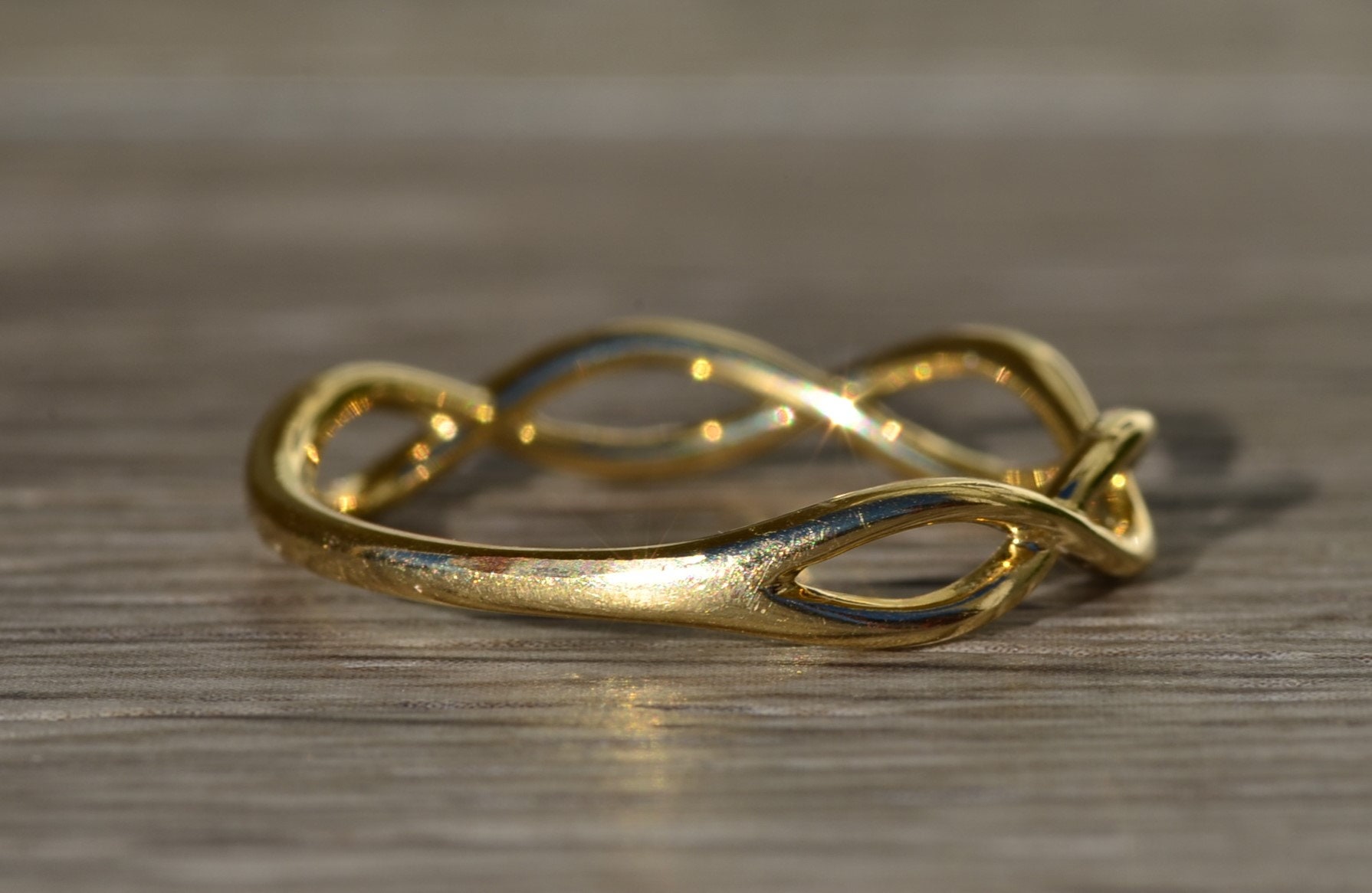 SOLD - The Paschall: Ladies Signed Gabriel and Co 14K Twisted Grapevine Band - Image 6