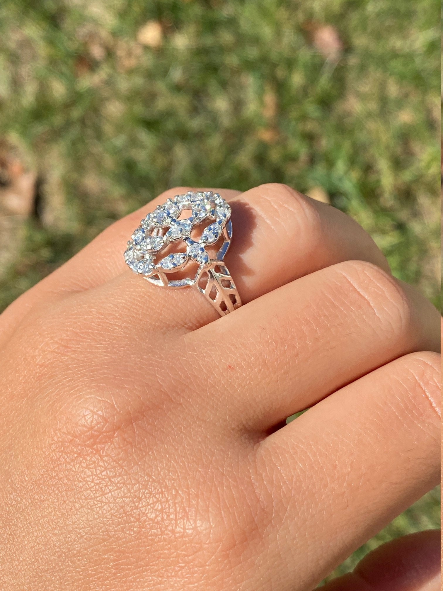 The Escanaba: Ladies Signed Bristol 14K White Gold Cocktail Ring set with 0.85 CTW Diamonds - Image 9