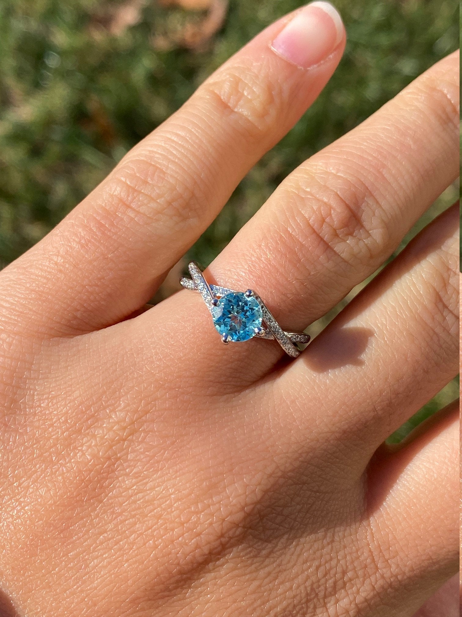 The El Cajon: Pariaba Engagement Ring in Platinum - Image 7