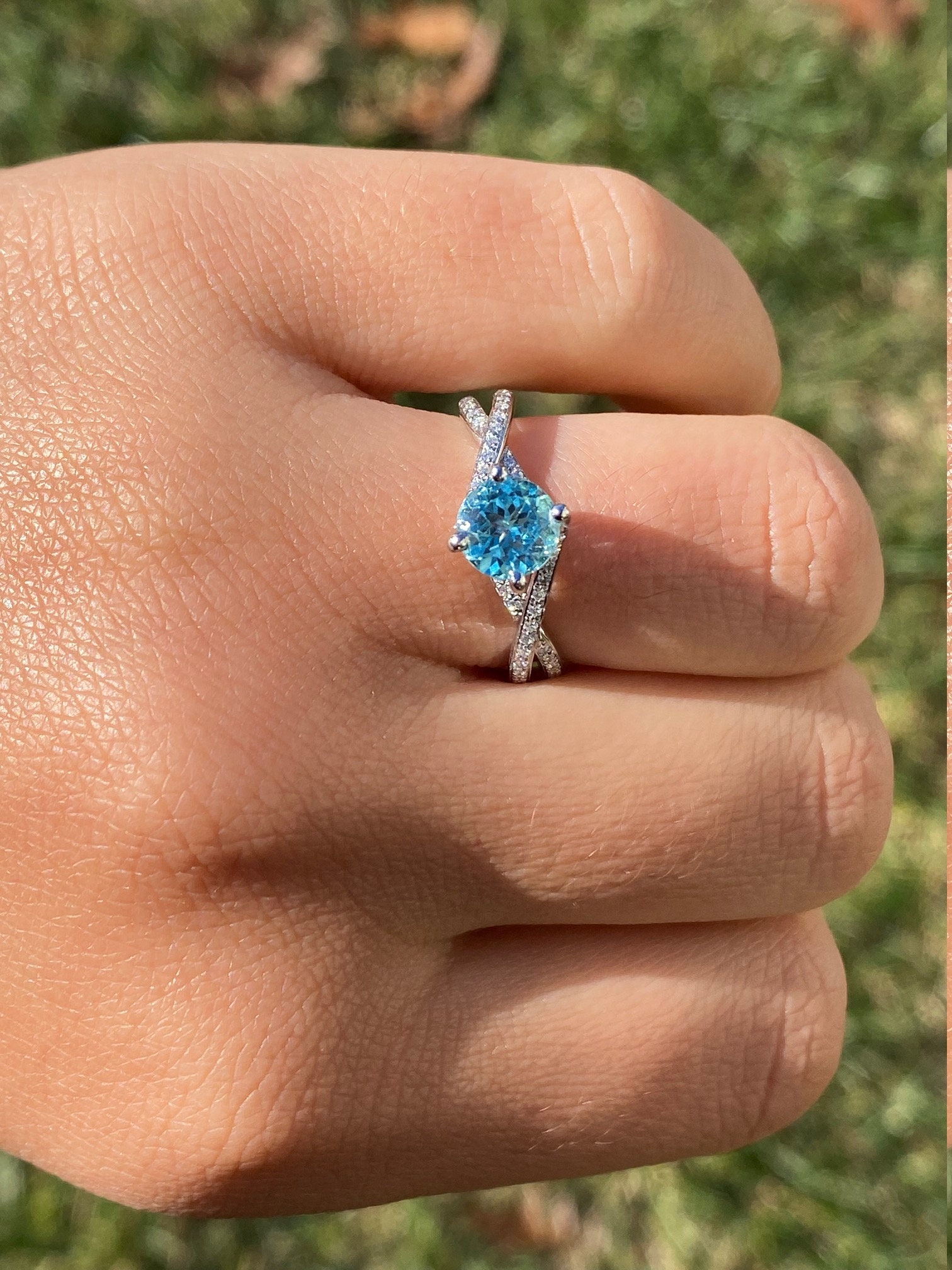 The El Cajon: Pariaba Engagement Ring in Platinum - Image 9