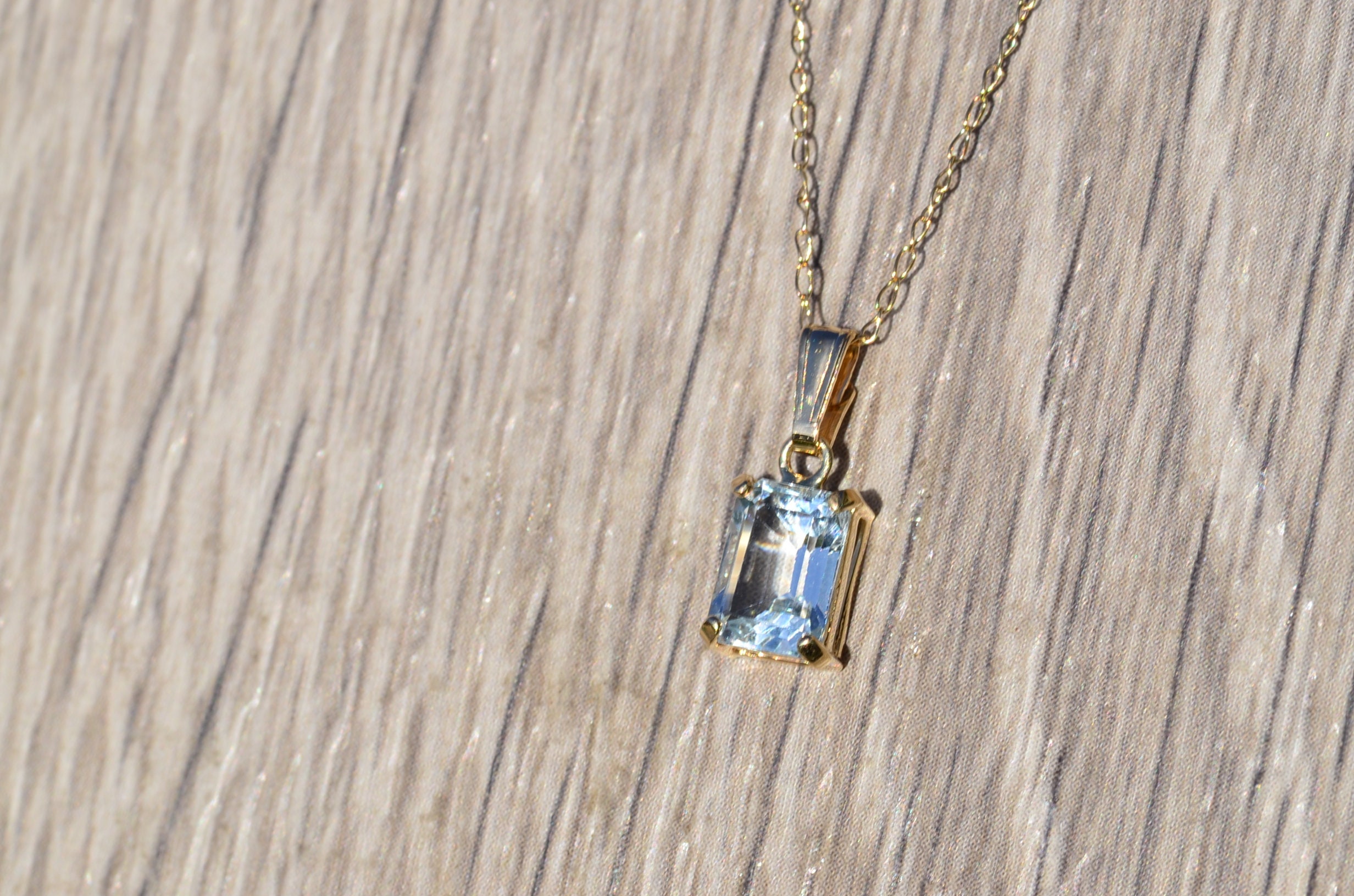 SOLD - The Pondera: Ladies 14K Yellow Gold Necklace set with Aquamarine - Image 3