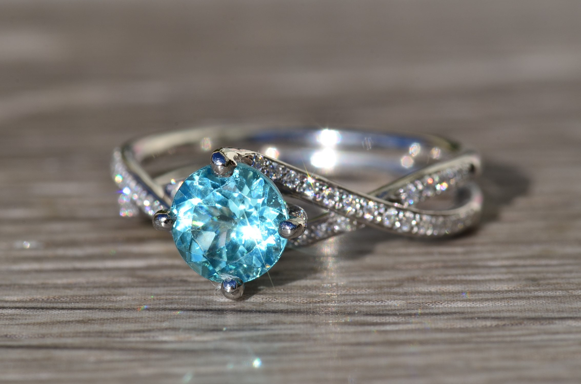 The El Cajon: Pariaba Engagement Ring in Platinum - Image 3