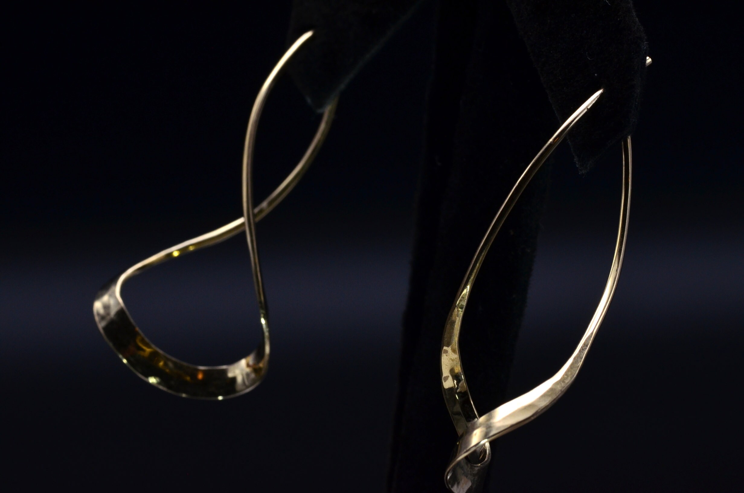 The Costa Mesa: Yellow Gold Twist Earrings - Image 3
