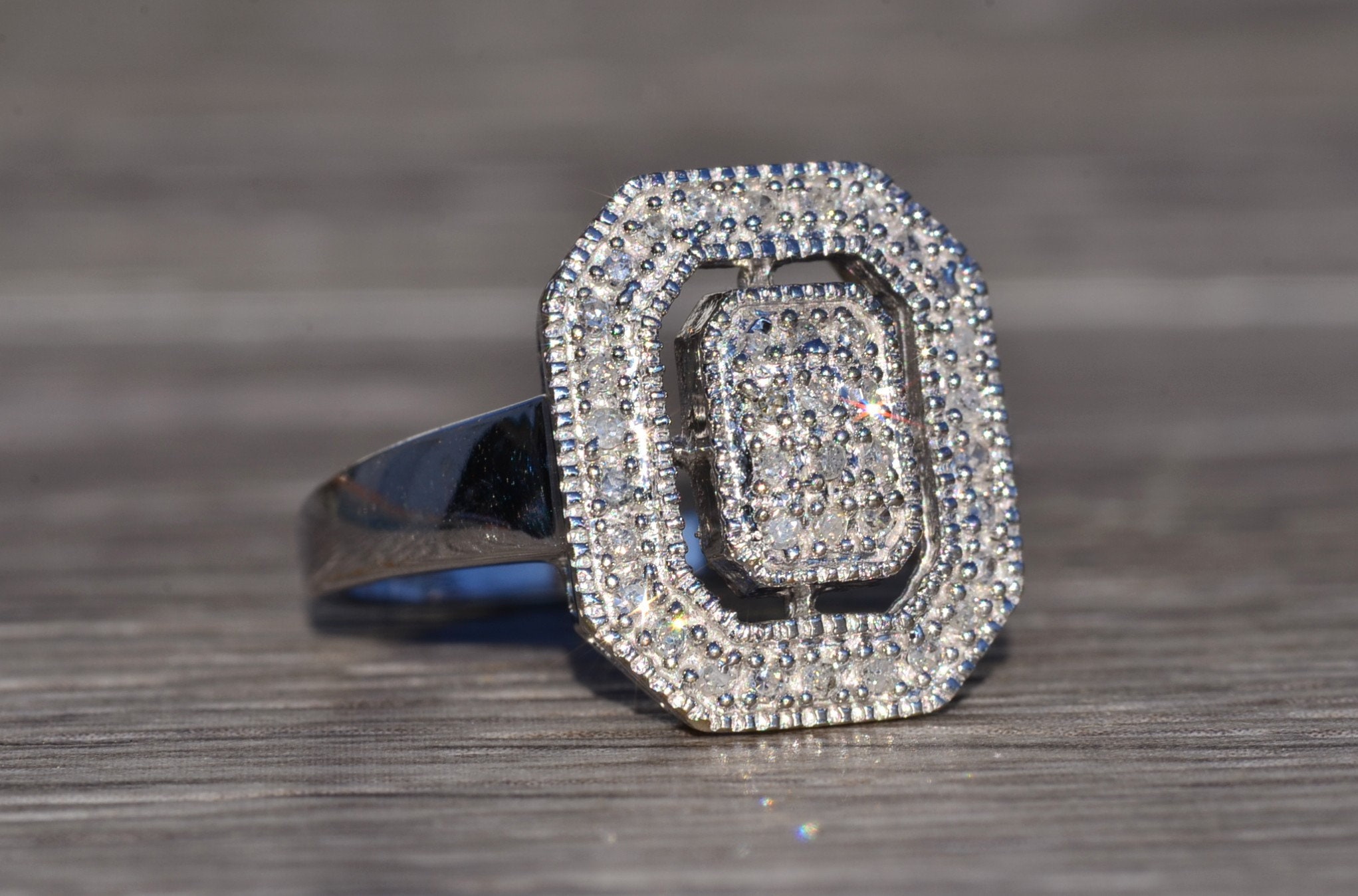 The Isla Vista: White Gold Diamond Halo Right Hand Ring - Image 6