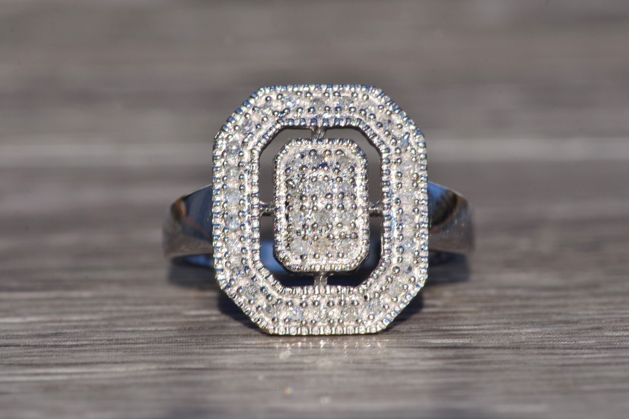 The Isla Vista: White Gold Diamond Halo Right Hand Ring - Image 8