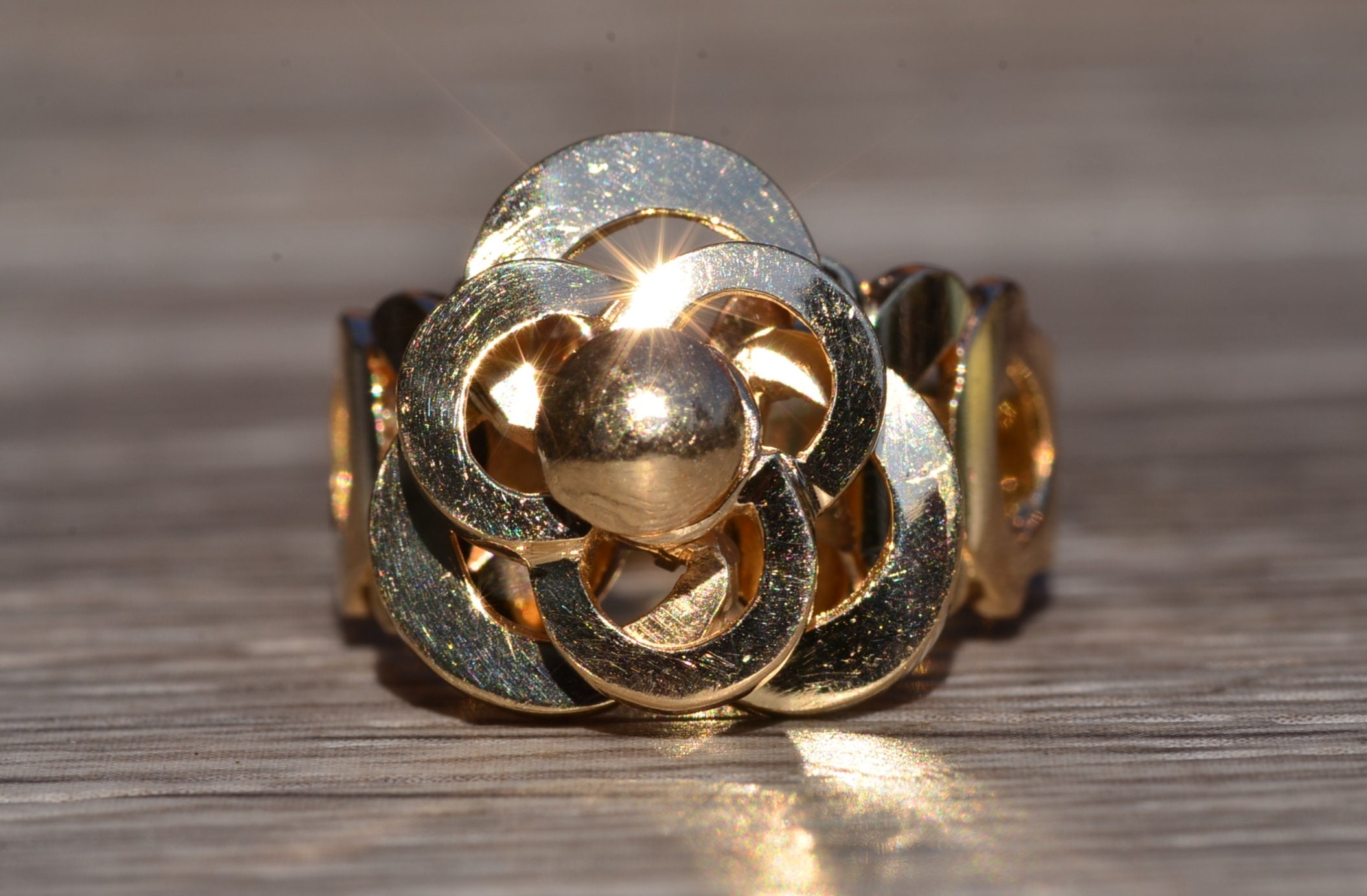 SOLD - The Spinner: Yellow Gold Floral Spinner Ring - Image 2