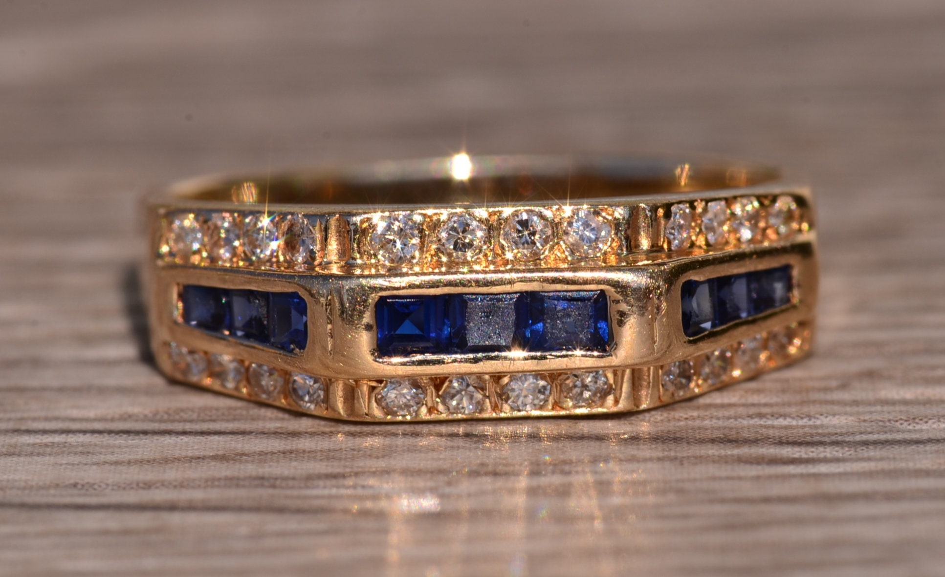 The Hye: Sapphire and Diamond Ring in Yellow Gold - Image 2