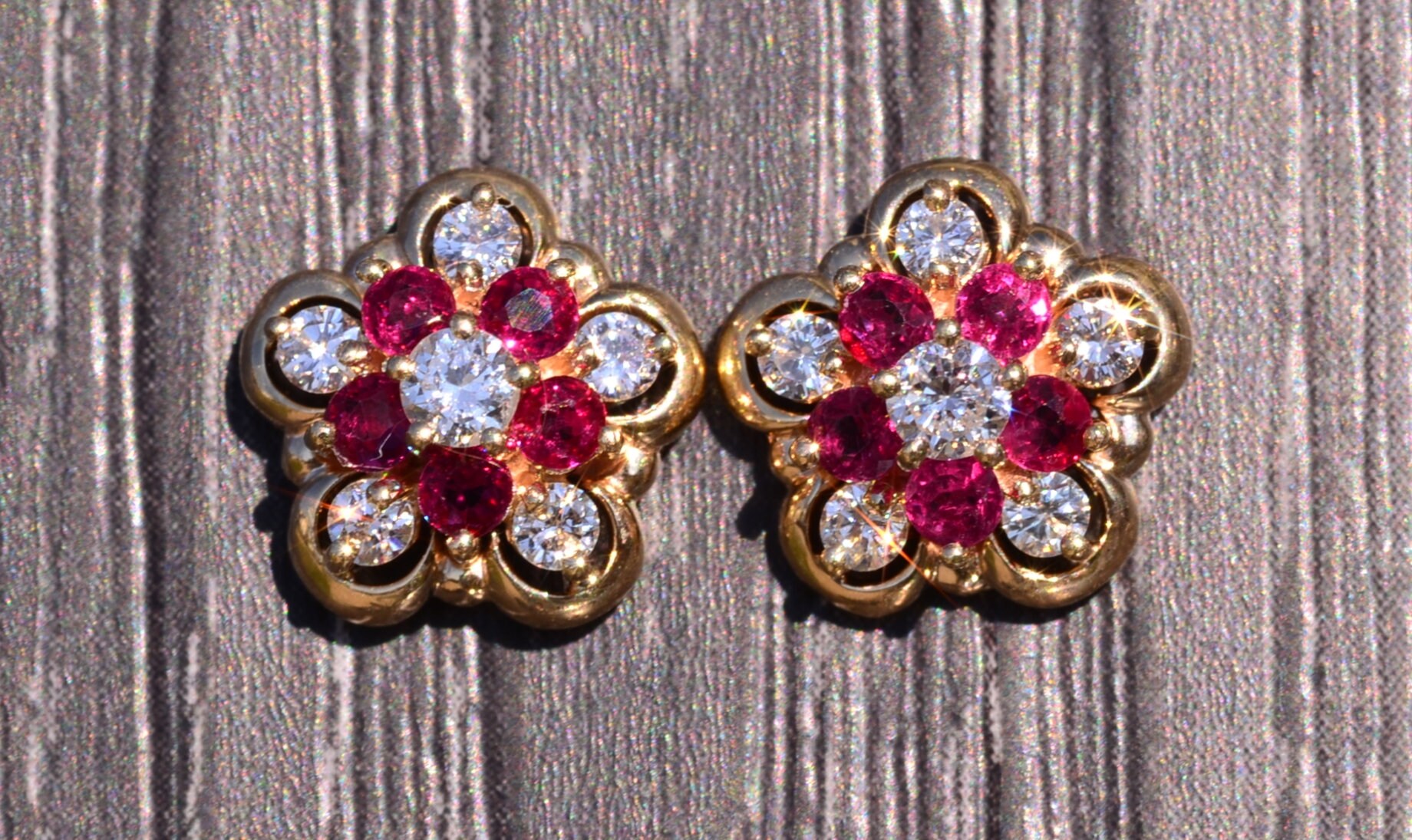 The Deluz: Floral Earrings Set with Rubies and Diamonds - Image 2