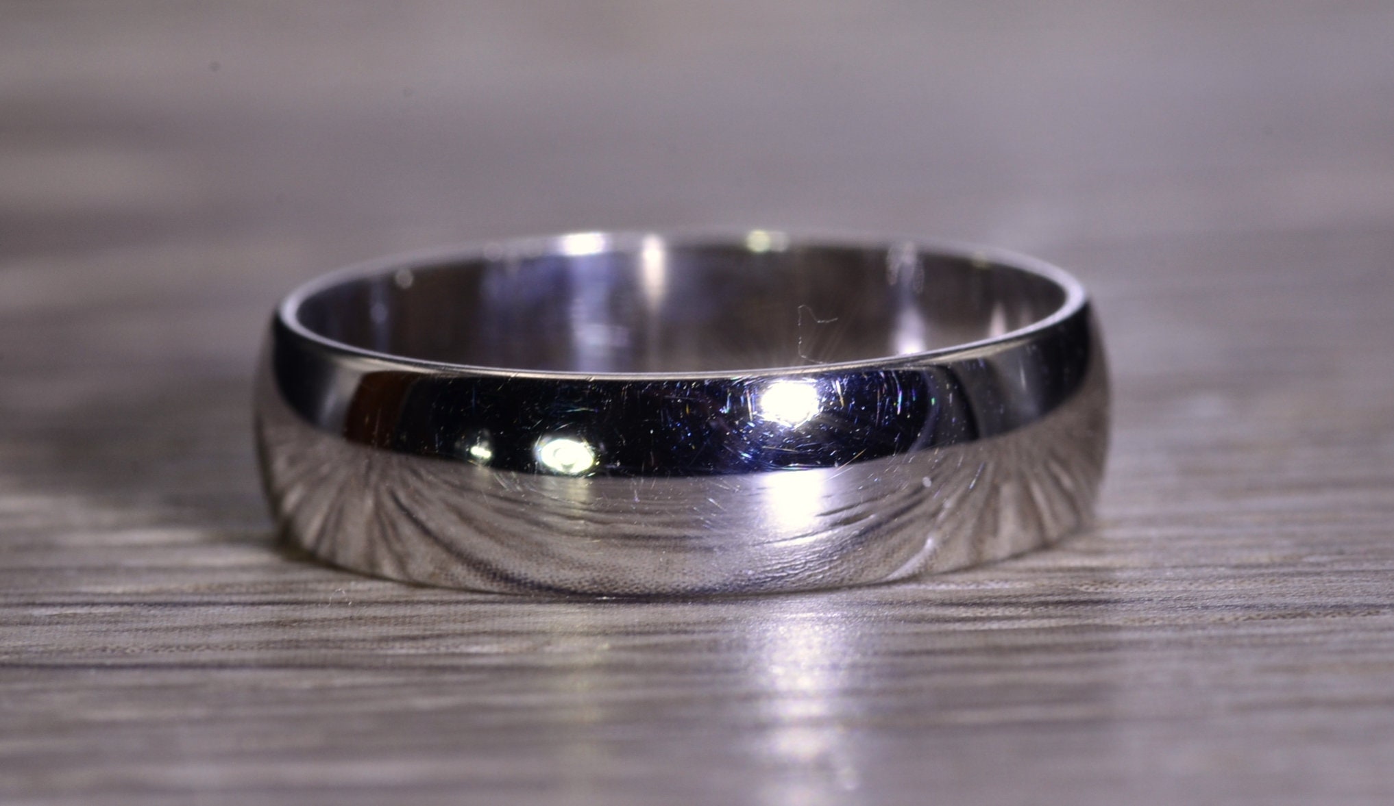 The Band: Men's White Gold Wedding Band - Image 3