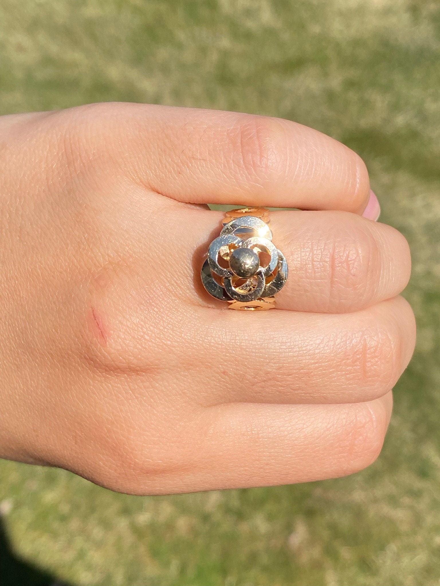 SOLD - The Spinner: Yellow Gold Floral Spinner Ring - Image 10