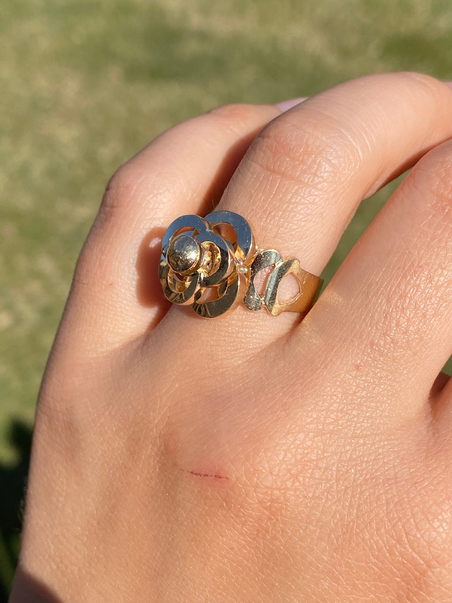 SOLD - The Spinner: Yellow Gold Floral Spinner Ring - Image 9