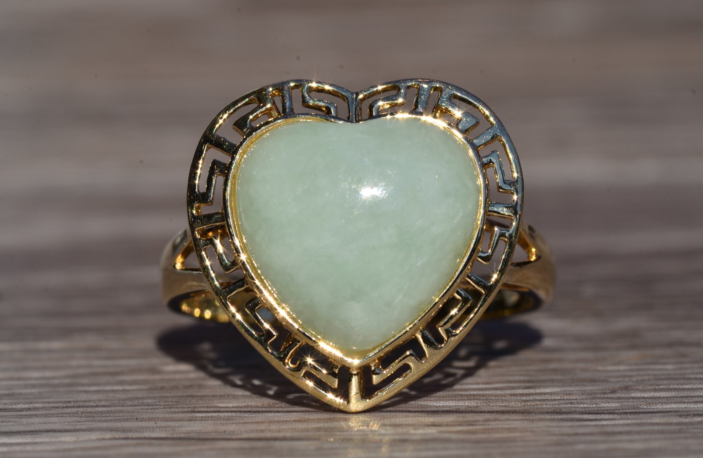 SOLD - The Gorda: Heart Shaped Cabochon Jade Ring in Yellow Gold - Image 2
