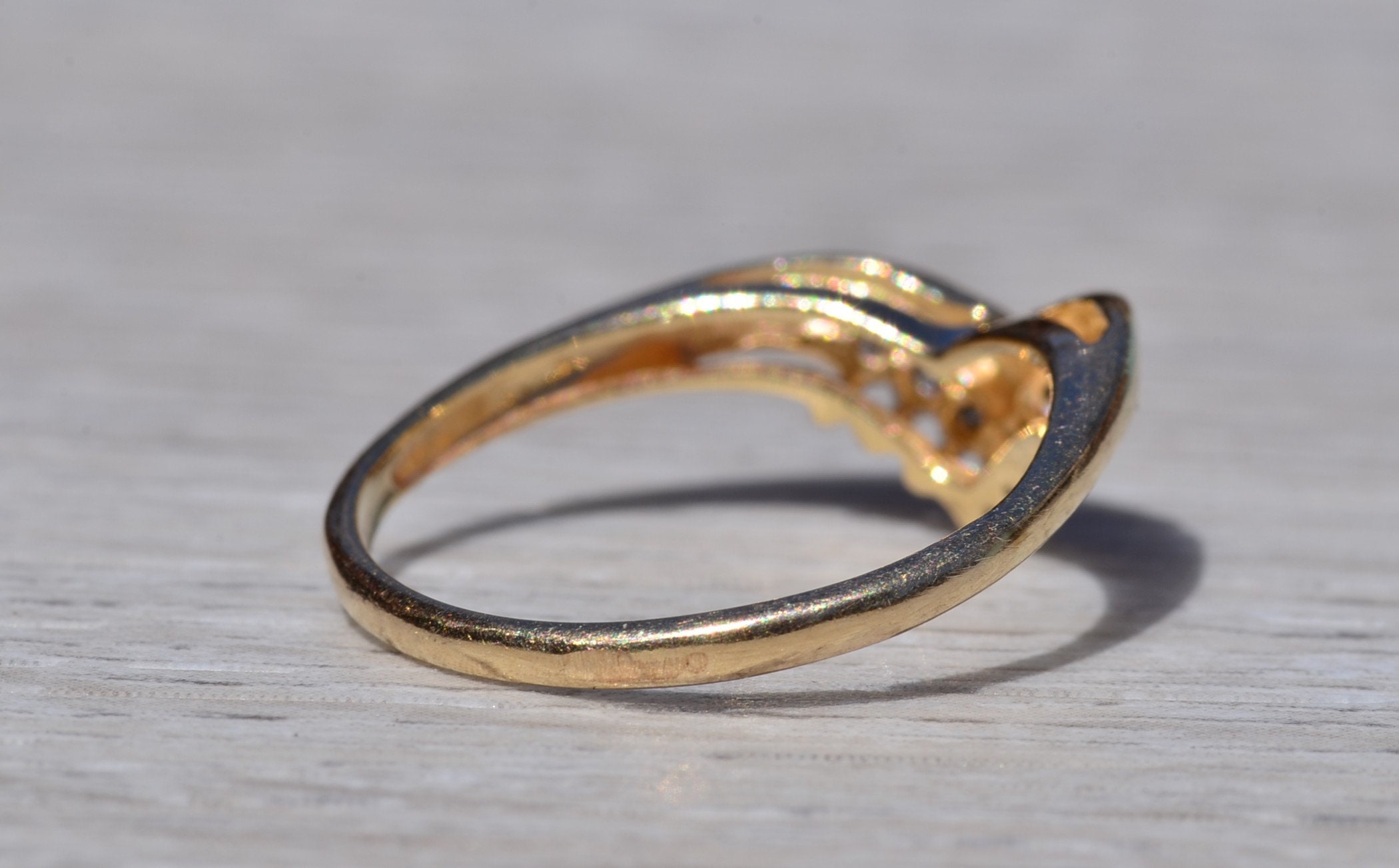 SOLD - The Gibara: Ladies 14K Diamond Chevron Style Band - Image 5