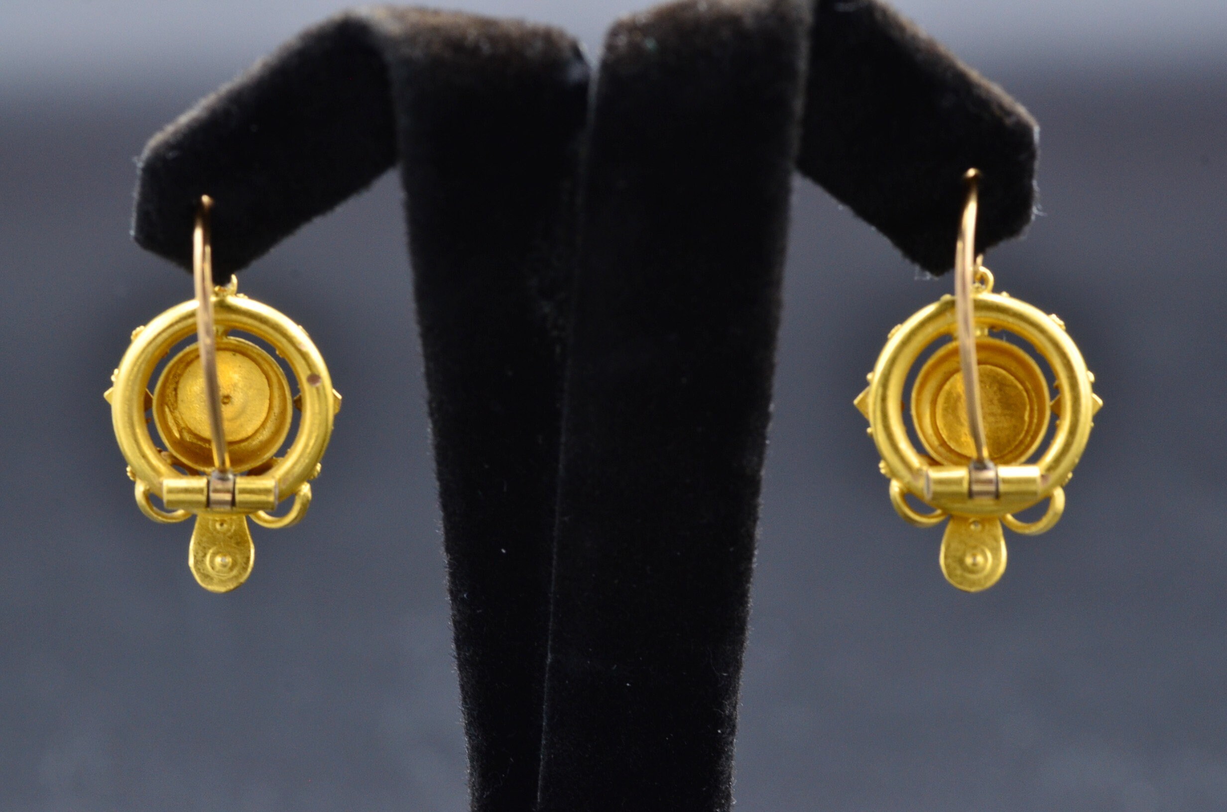 SOLD - The Winigans: Ladies Antique Late Georgian Early Victorian Gold Dangler Earrings - Image 4