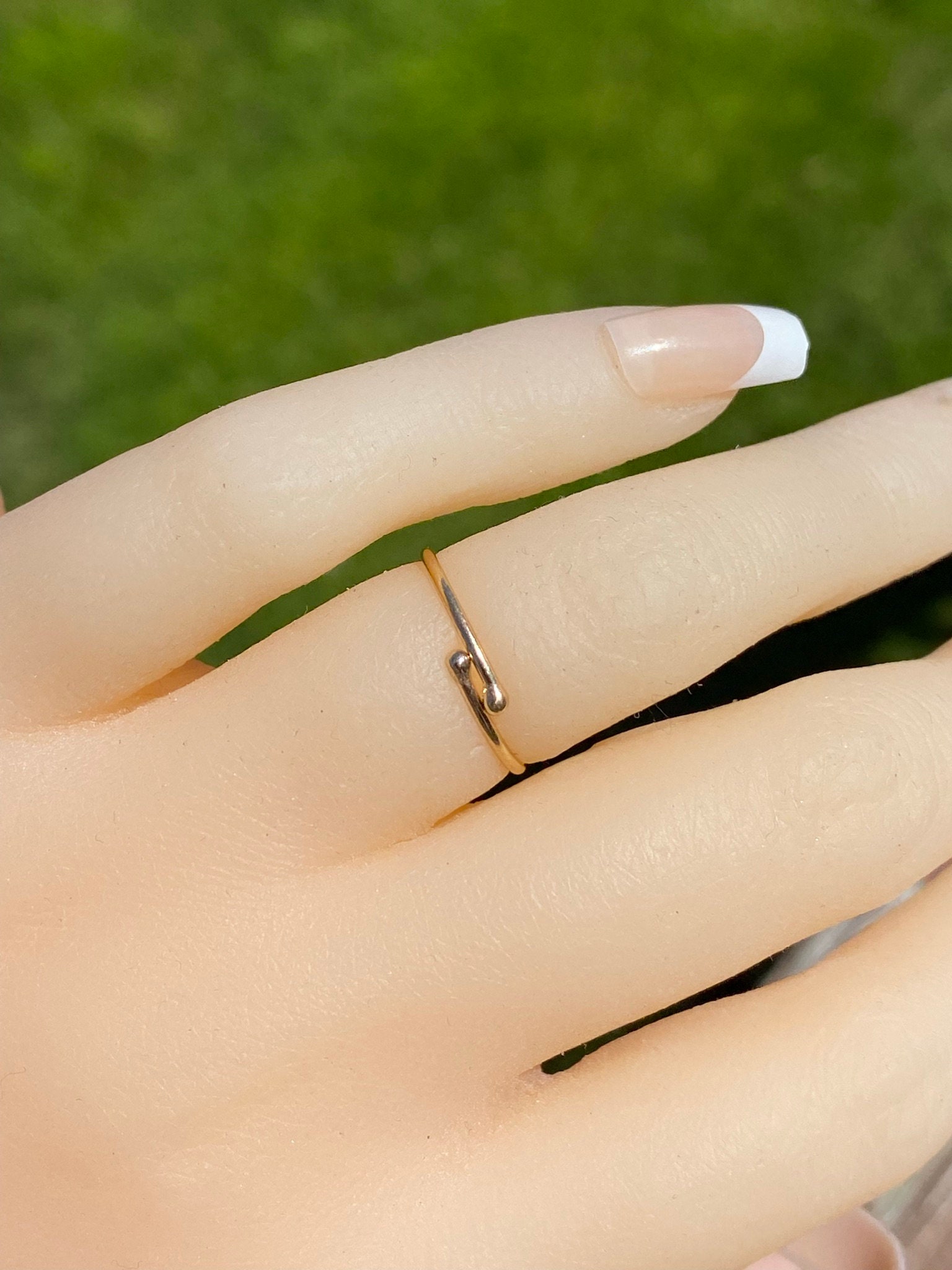 The Niceto: Ladies Thin Adjustable 14K Gold Band - Image 10