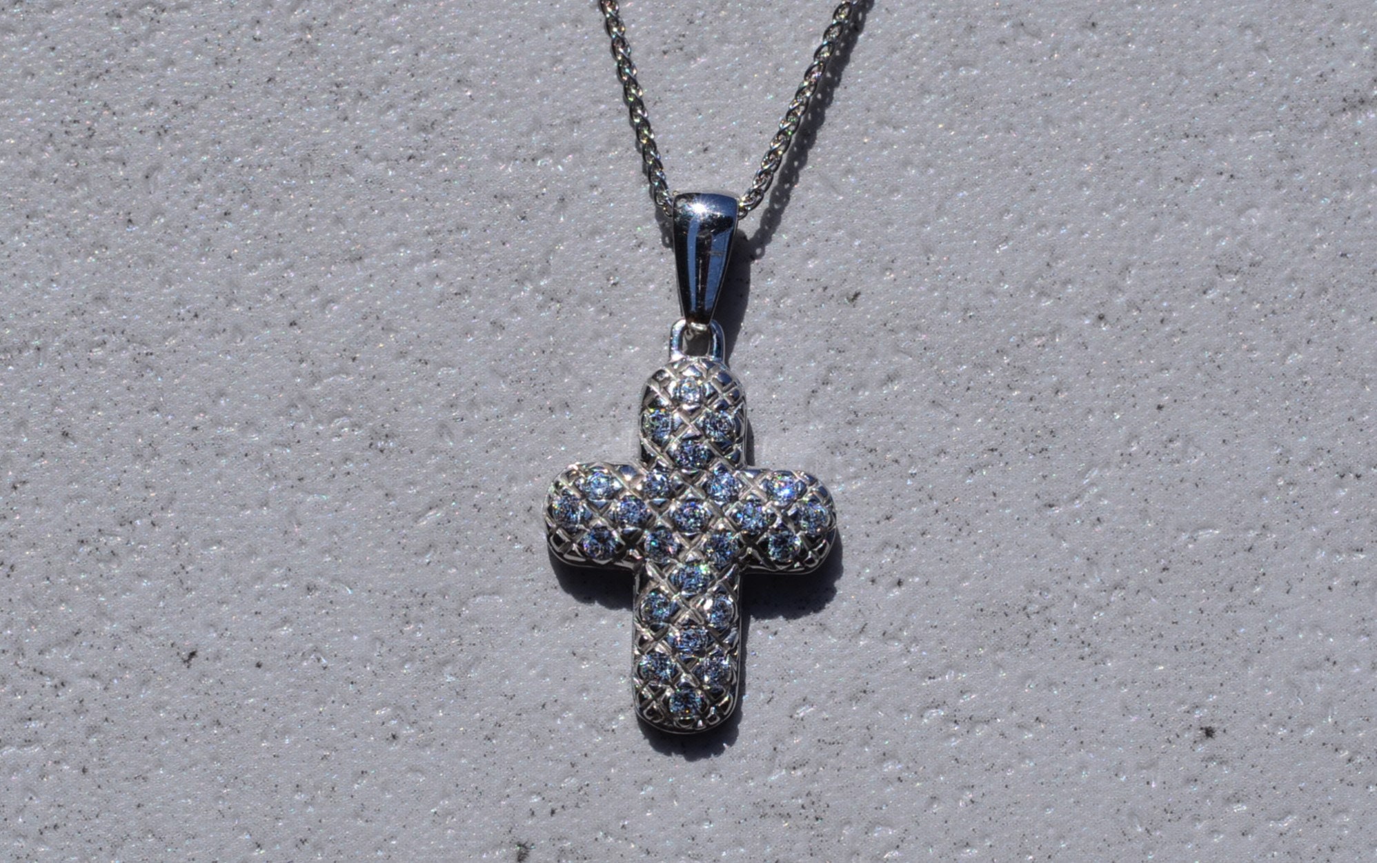 The Belle River: White Gold Cross set with Cubic Zirconia - Image 2
