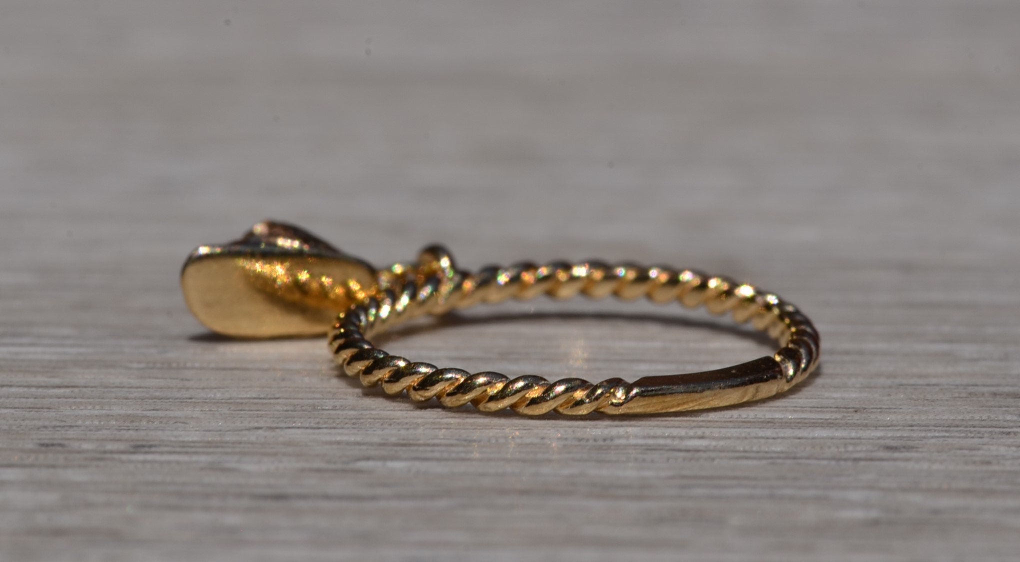 The Cape San Blas: Yellow Gold Baby Shoe Ring - Image 4