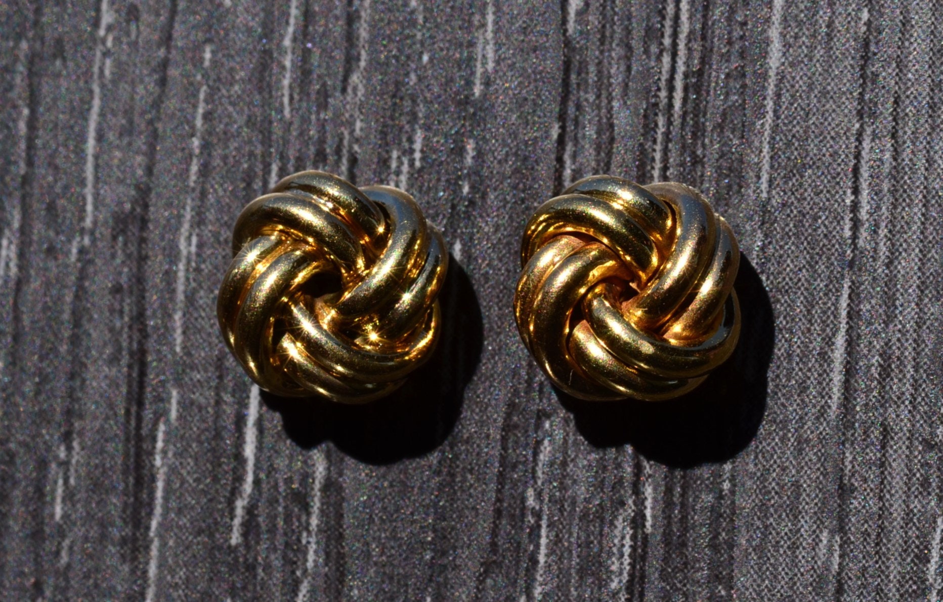 SOLD: The Bridgeheads: Signed Love Knot Earrings in Yellow Gold - Image 2