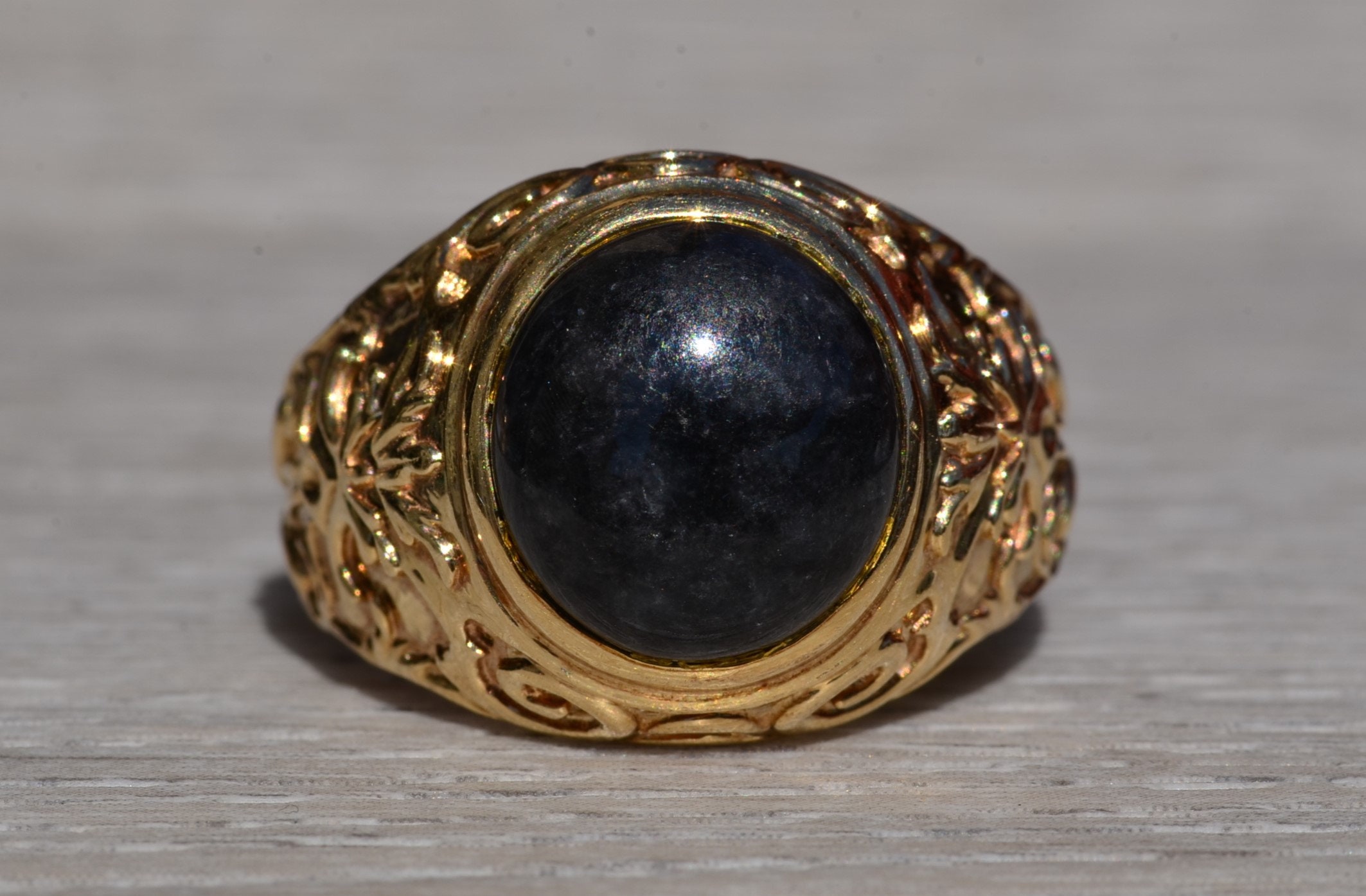 SOLD - The Manchaca: Black Jade Ring in Yellow Gold - Image 7
