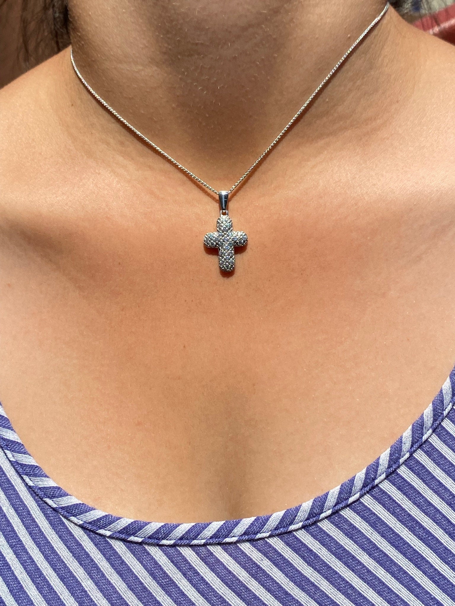The Belle River: White Gold Cross set with Cubic Zirconia - Image 4
