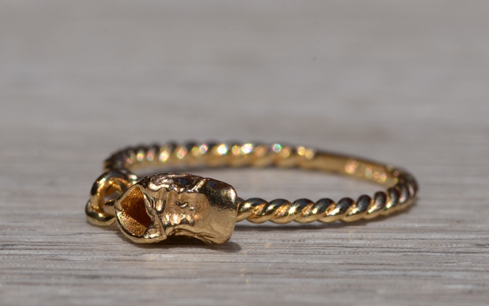 The Cape San Blas: Yellow Gold Baby Shoe Ring - Image 3