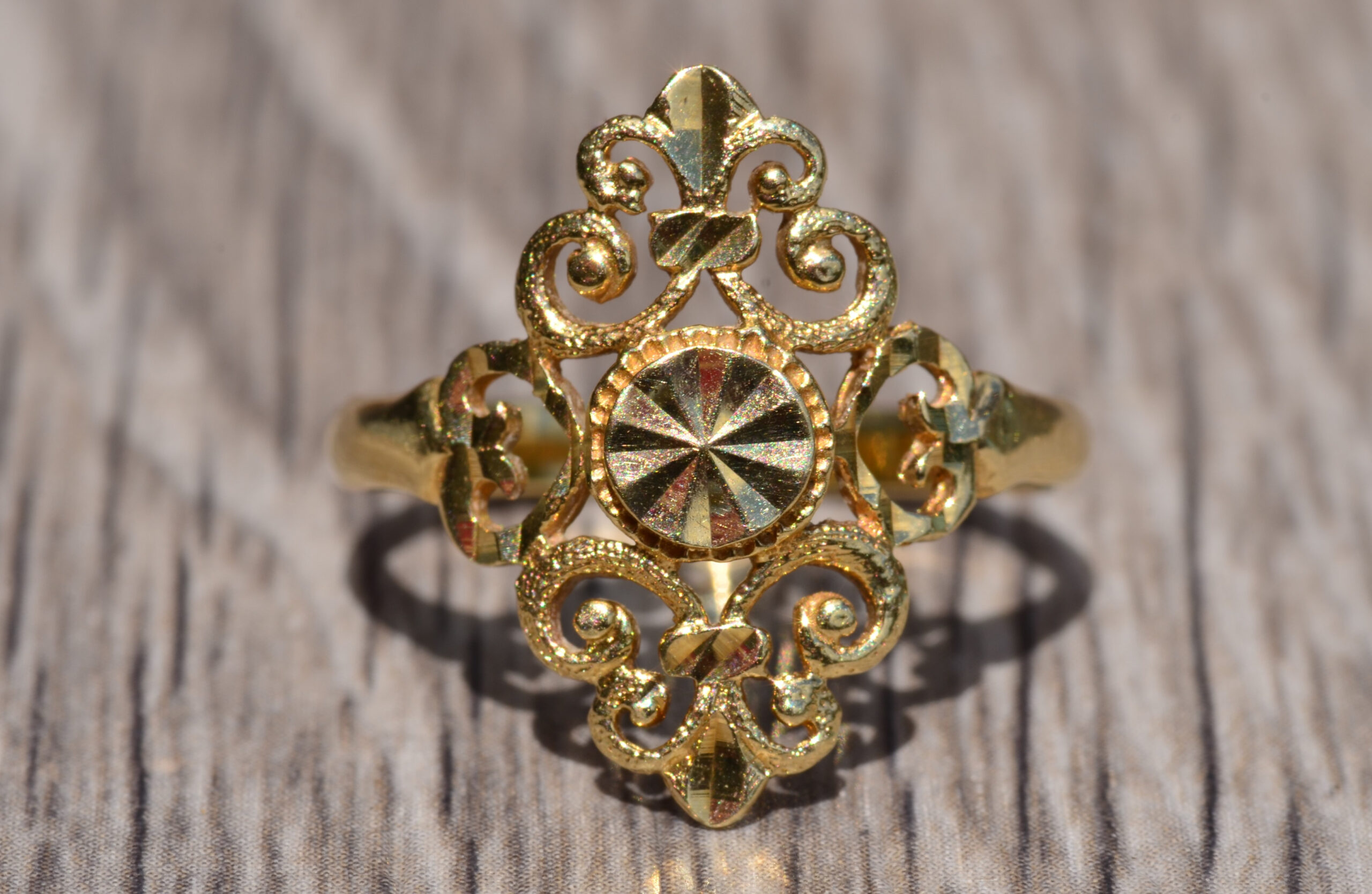 SOLD: The Cooper Drive: Contemporary Filigree and Diamond Cut Ring in Yellow Gold